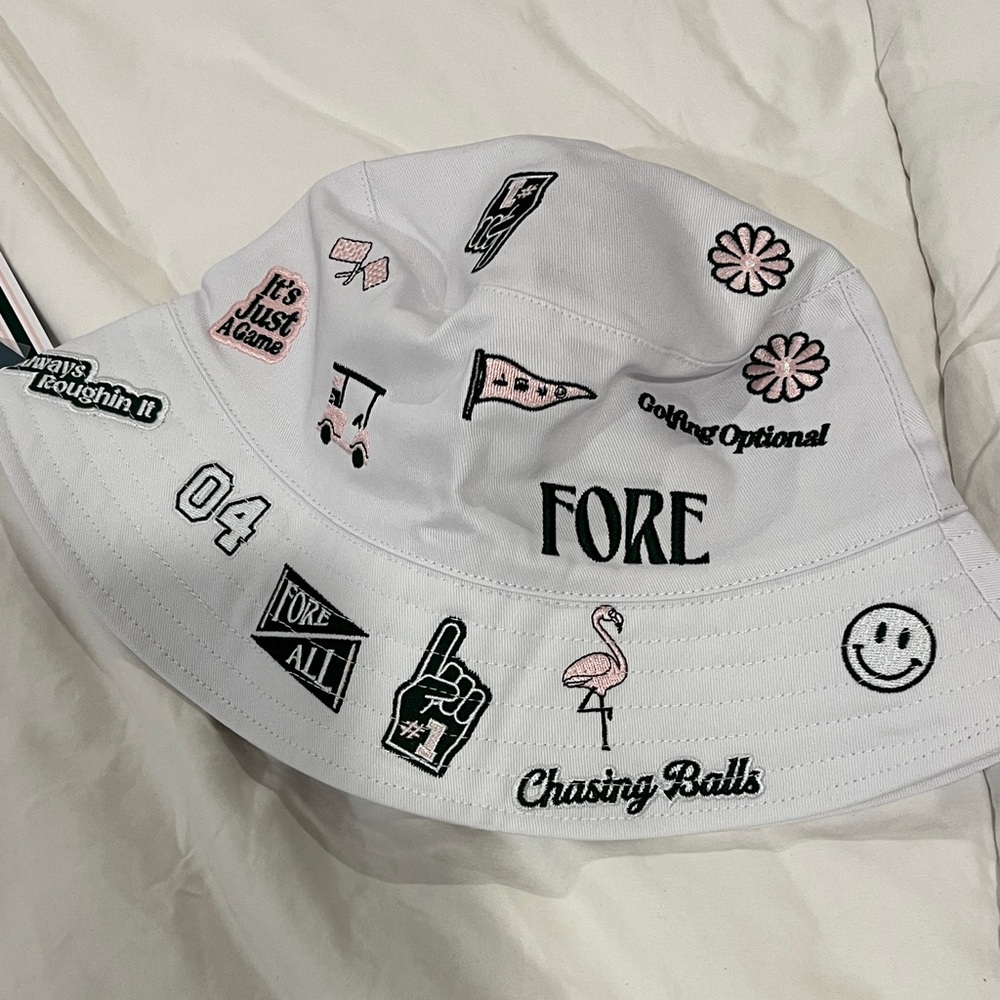 NWOT White Embroidered Bucket Hat with Green Accents - Picture 5 of 6